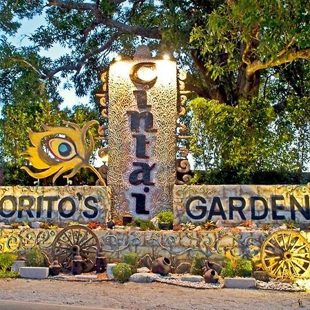 Villa Cintai Corito'S Garden Batangas Exterior foto