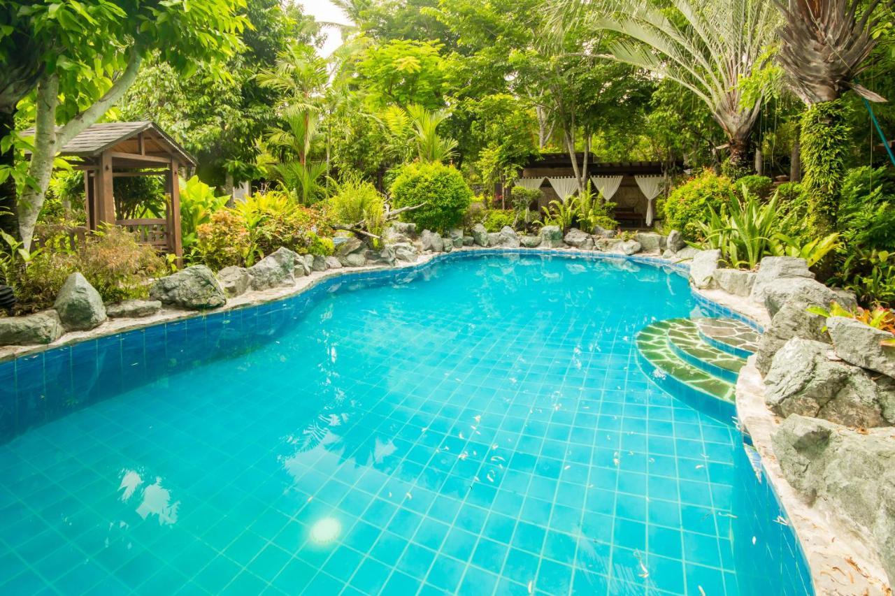 Villa Cintai Corito'S Garden Batangas Exterior foto