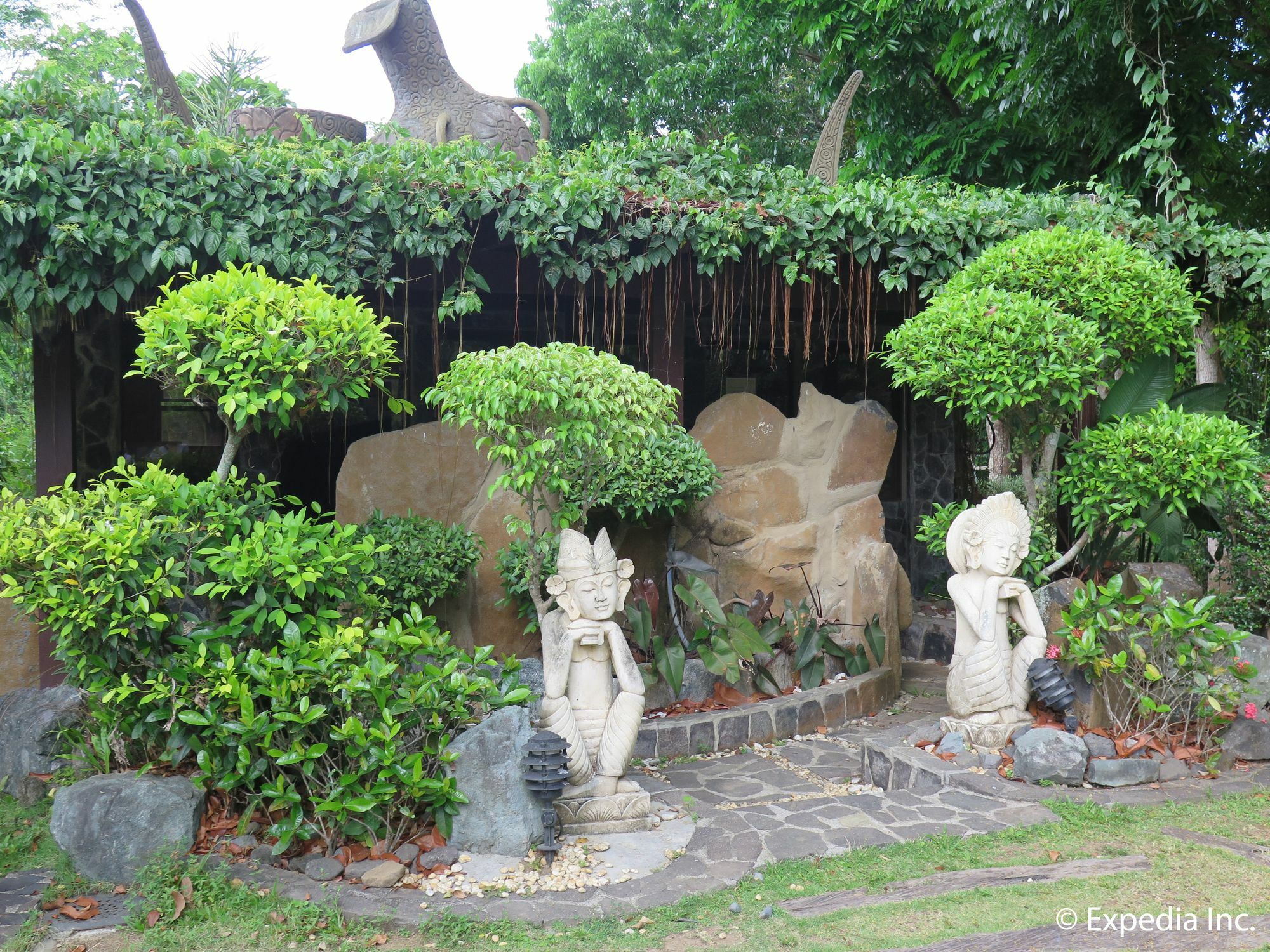 Villa Cintai Corito'S Garden Batangas Exterior foto